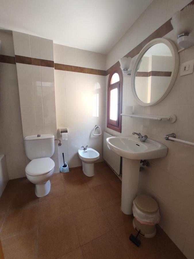 Pension Meson La Lonja - Herbers Herbes Экстерьер фото
